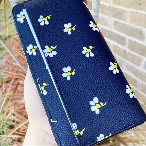 Kate Spade Floral Large Zip-Around Wallet - Picture 4 of 5